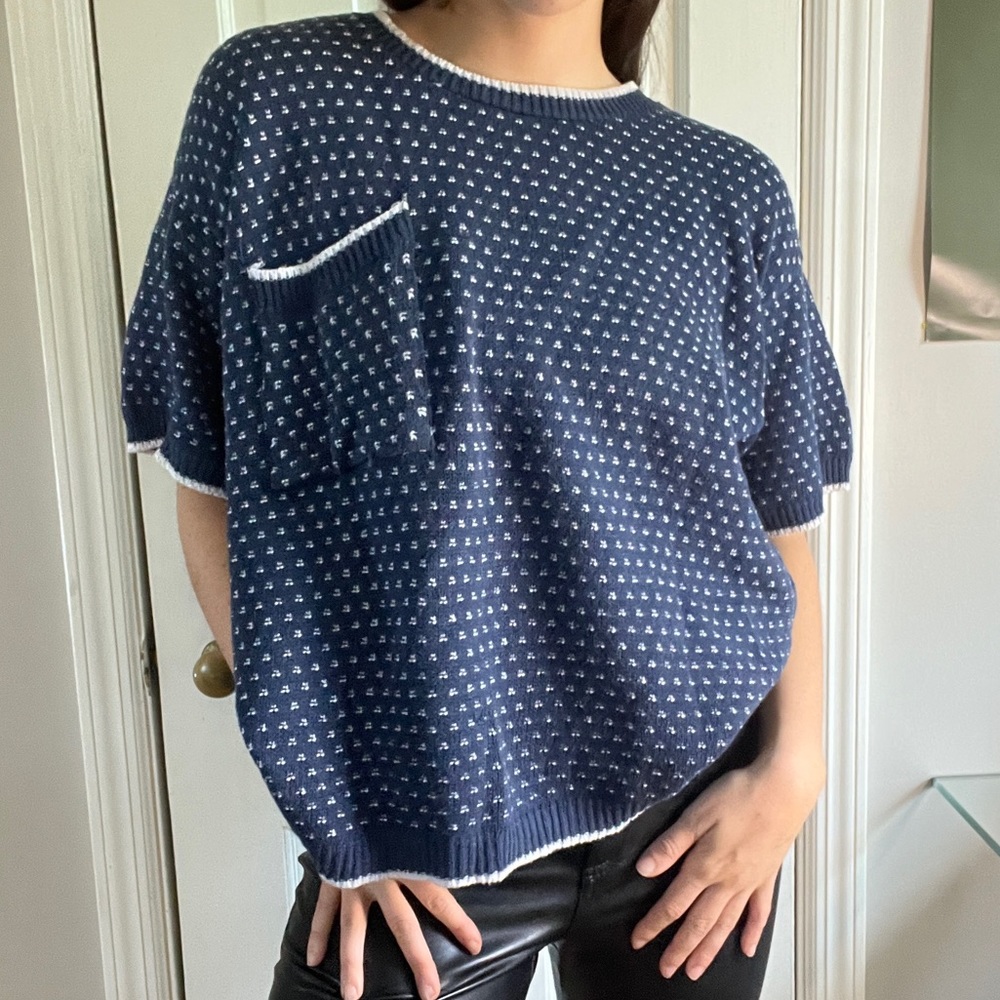 Vintage short sleeve knit sweater top with pocket blue and white size L